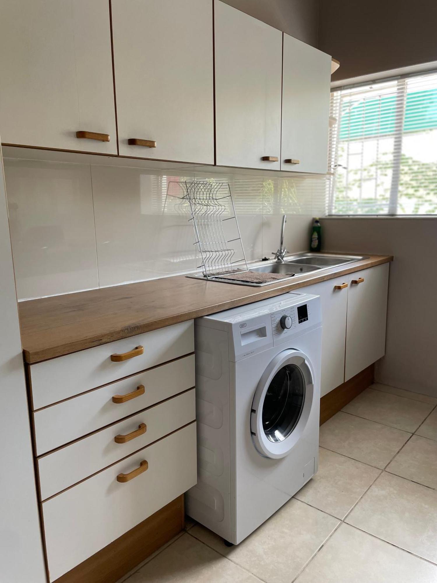 Stern Self Catering Apartments ويندهوك المظهر الخارجي الصورة