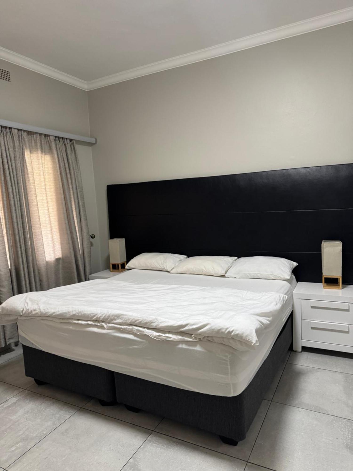 Stern Self Catering Apartments ويندهوك المظهر الخارجي الصورة