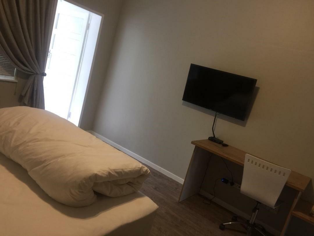 Stern Self Catering Apartments ويندهوك المظهر الخارجي الصورة